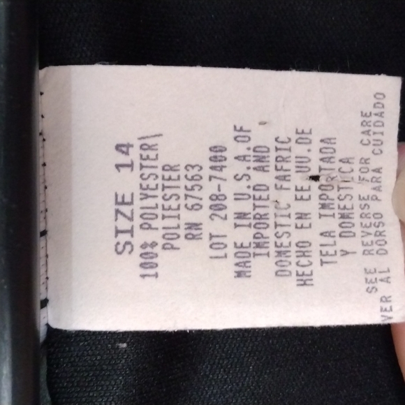 S.L. Dress 🖤 - Picture 2 of 5